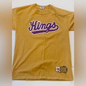 NBA Sacramento Kings Mens Sz L Bayside Gold Shirt Official Team Store Merch